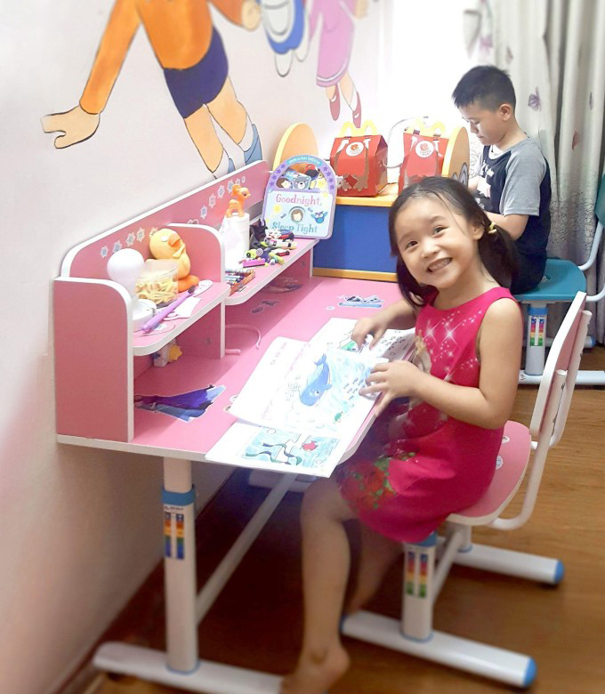 Nâng cao điều kiện học tập bằng bàn ghế học sinh The One