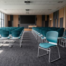 Ghế Đào Tạo Chân Quỳ G902 – Sự Nâng Đỡ Êm Ái Cho Không Gian Đào Tạo VIP
